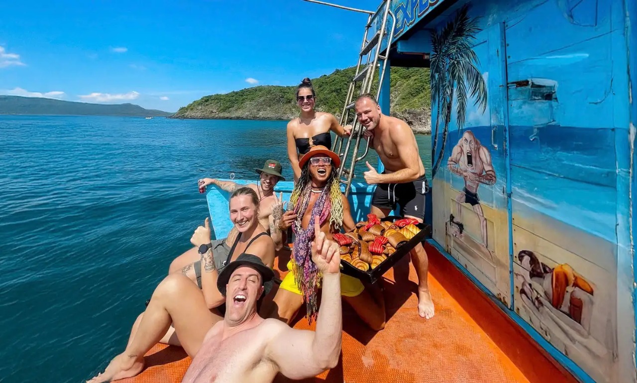 Nha Trang Floating Bar Boat Party Island Hopping Tour 3