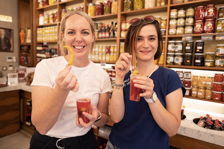 Istanbul Taste of Two Continents Food Tour: Spice Market & Ferry