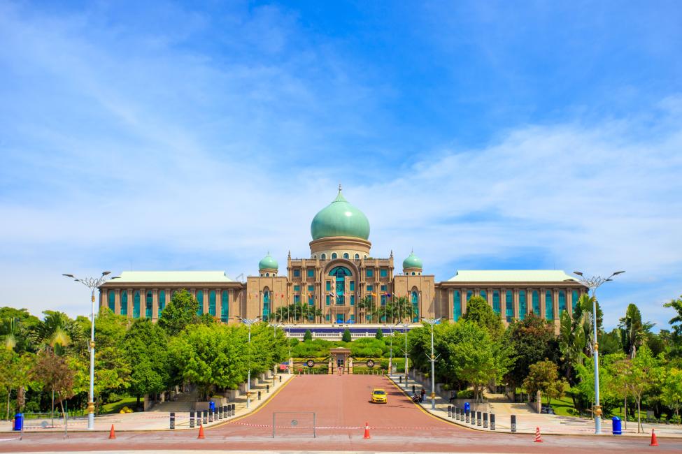 Putrajaya Tour with Pink Mosque and River Cruise Shared Half Day Tour | Malaysia 2
