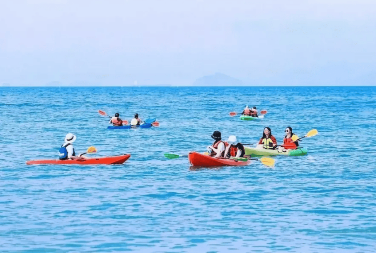 Shenzhen Coastal Day Tour: Dapeng Ancient City, Yangmeikeng & Judiaosha Beach 4