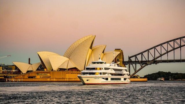 Small Group Sydney Harbour Sunset Sightseeing Cruise