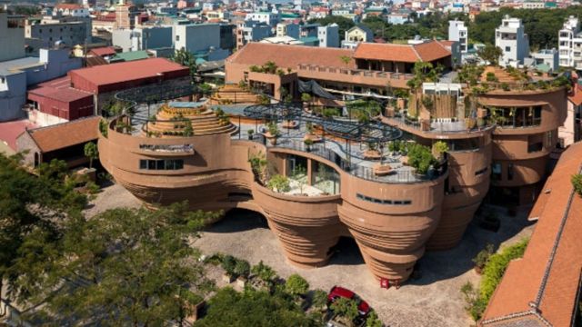 Private Half-Day Tour: Bat Trang Pottery Village 5