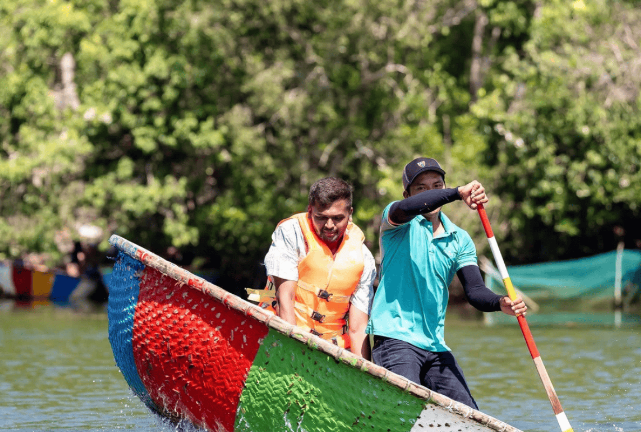 Bee Farm & Cua Can River Basket Boat Day Tour in Phu Quoc