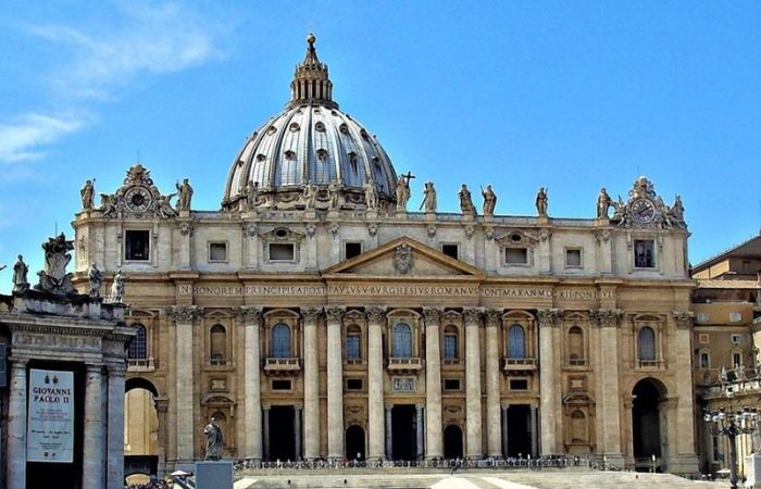 Chinese Guided Tour of the Vatican Museums, Sistine Chapel, and St. Peter’s Basilica