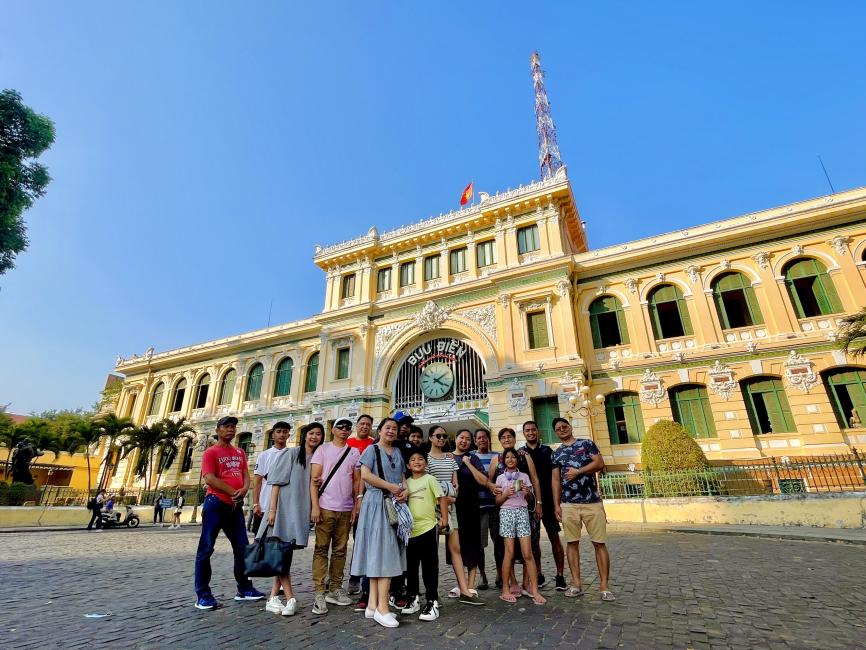 Sai Gon Private Half-Day City Tour by Army Vintage Jeep_copy 5