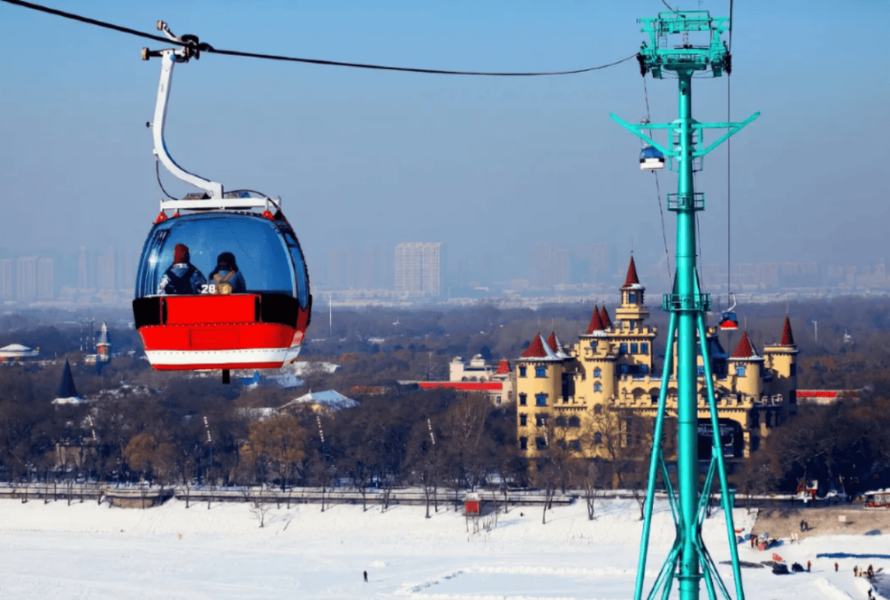 Harbin Songhua River Cable Car & Stalin Park Half-Day Tour 3