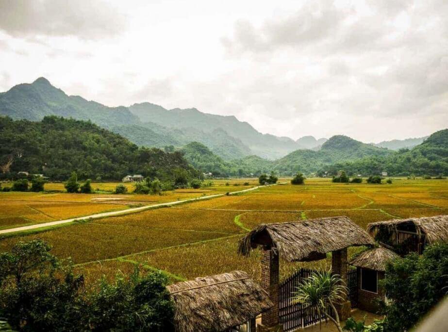 Mai Chau Day Trip