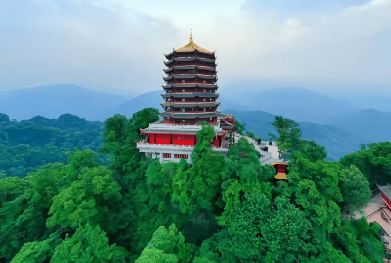 Double World Heritage Day Trip: Dujiangyan + Mount Qingcheng 2