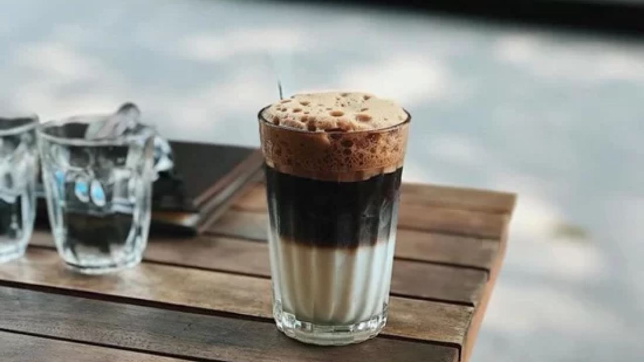 Listen to Saigon’s Fascinating Cultural Stories with Local - Yanny (English/Chinese Guide) 5