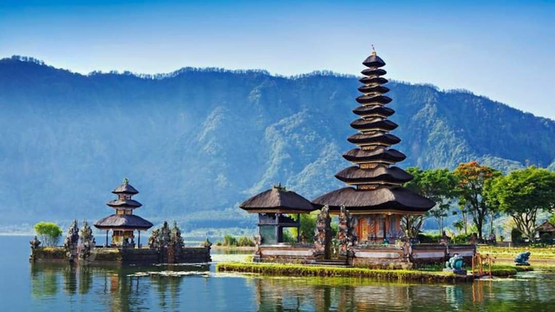 Best Northern Bali Sites with Tanah Lot Temple Tour 2