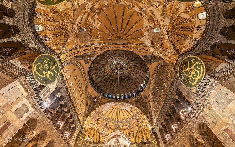 Topkapi Palace, Hagia Sophia & Basilica Cistern Combo Tickets 5