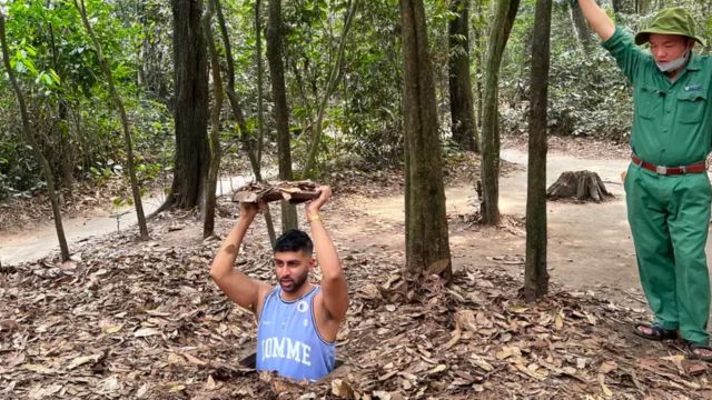 Premium Cu Chi Tunnels Tour with Local Expert by SpeedBoat 4