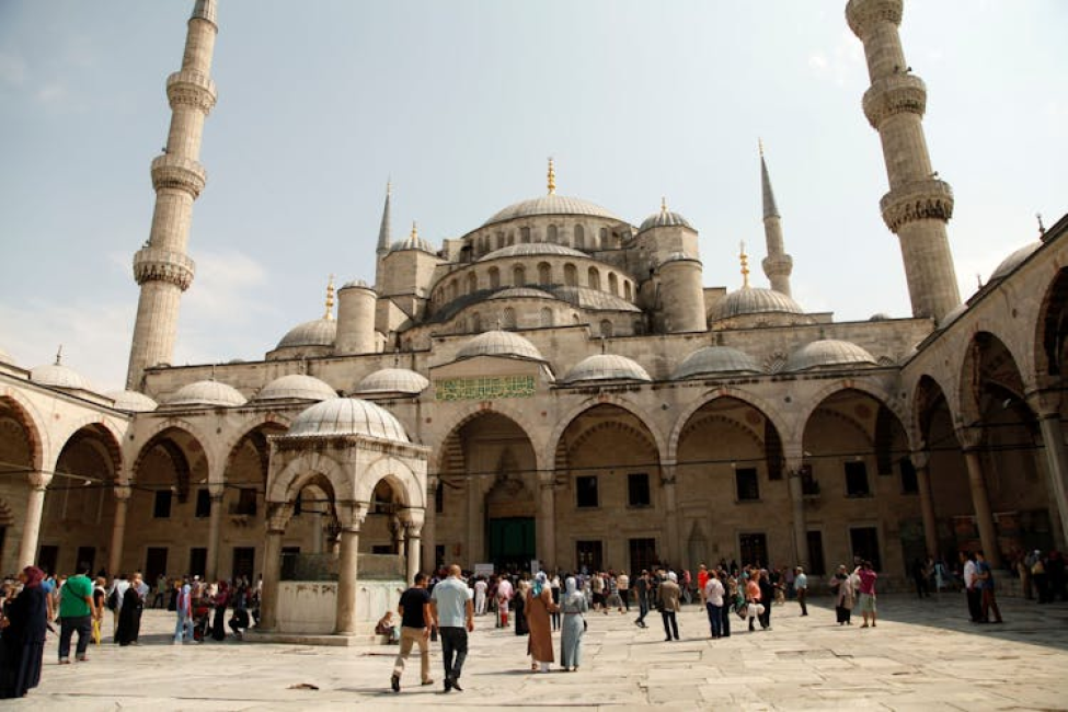 Hagia Sophia, Blue Mosque, Grand Bazaar Guided Small Group Tour