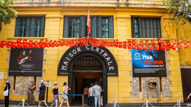 Hanoi City Highlights Full-Day Tour with Guide & Lunch 3