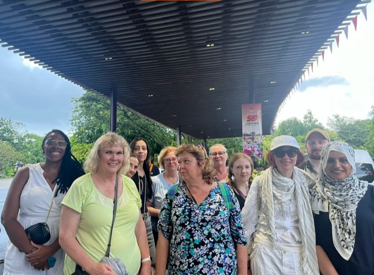 Singapore Starry Night: River Cruise, Garden Rhapsody and Spectra 5