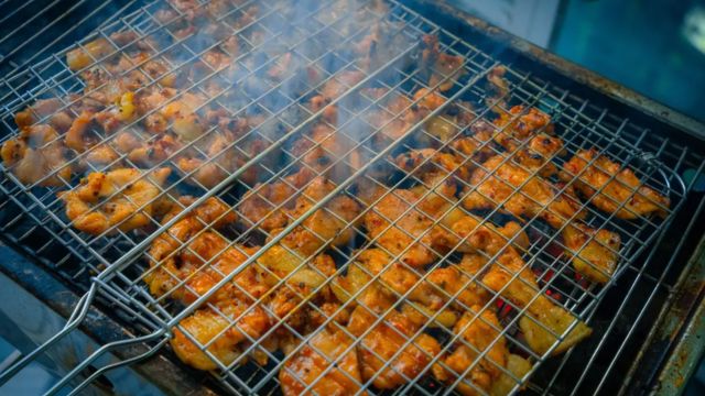 From Hoi An: Evening Walking Food Tour - Eat Like a Local 4