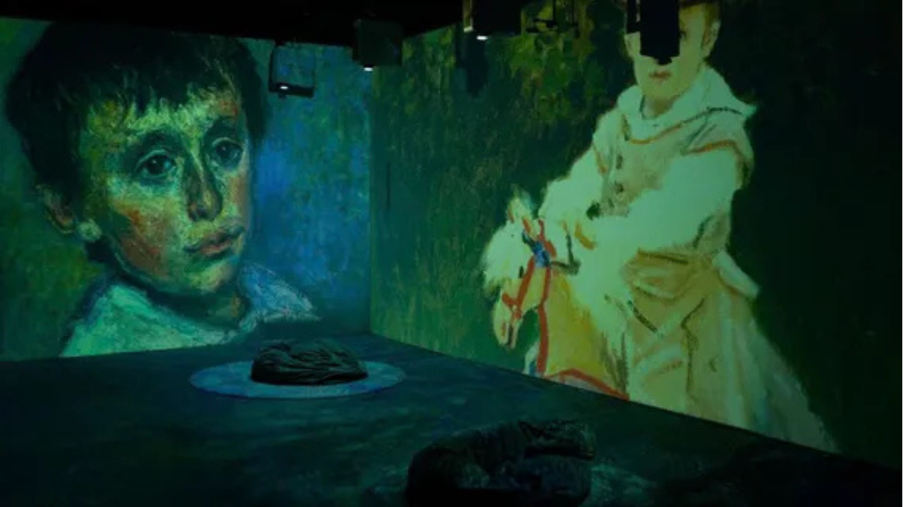 Cafe Hopping Tour In Ho Chi Minh - Group Tour