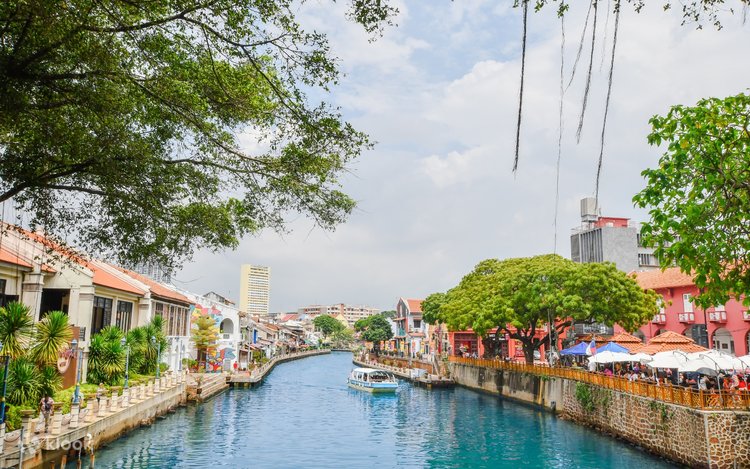 Historical Malacca Tour with Lunch from Kuala Lumpur