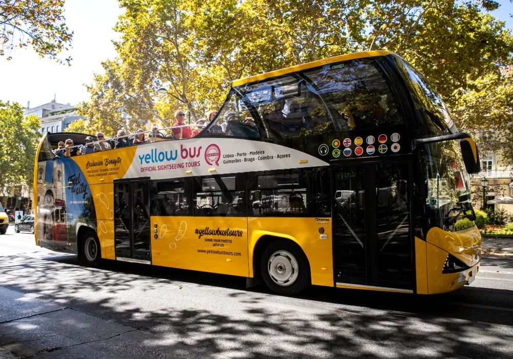 Modern Lisbon bus tour 4