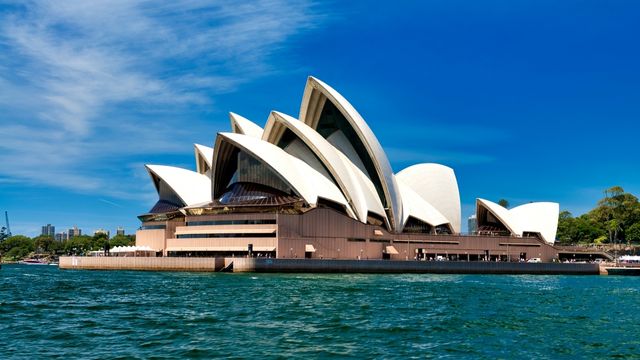 Sydney Opera House Official Guided Tour in Multiple Languages 2
