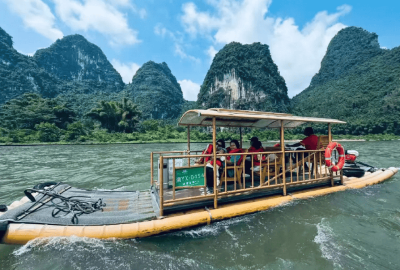 1-Day Guilin Tour: Reed Flute Cave, Xianggong Hill, Bamboo Rafting & Night Show 5