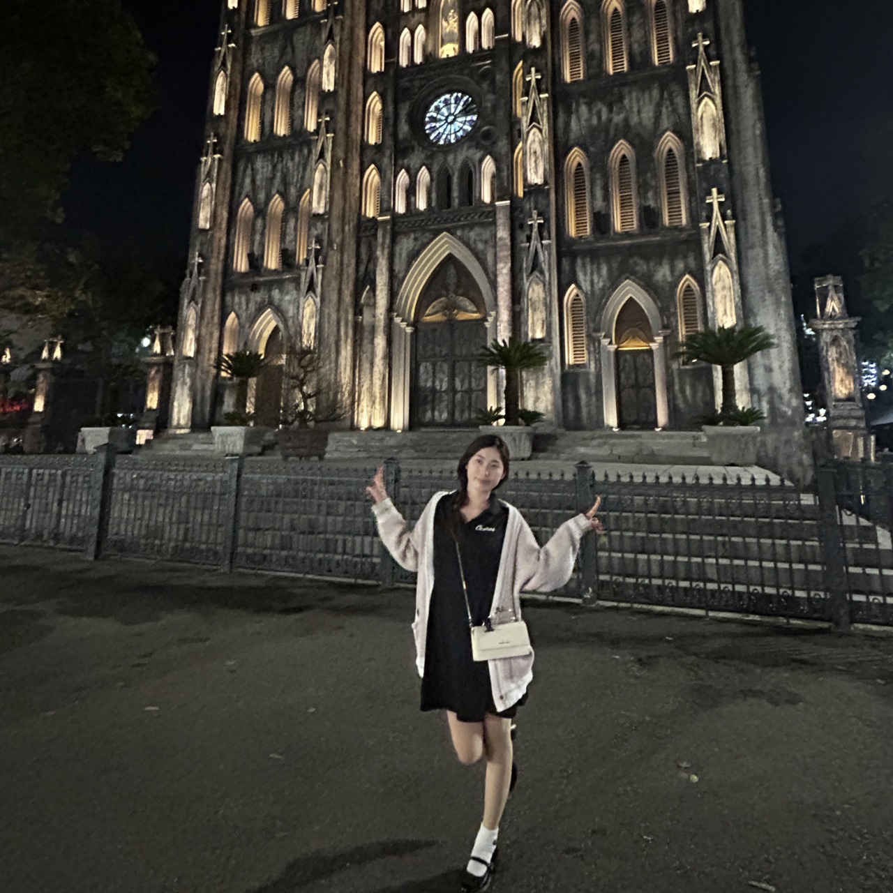 Dive Into The Hanoi Shopping Experience With Local - Mai (Chinese Guide) 2