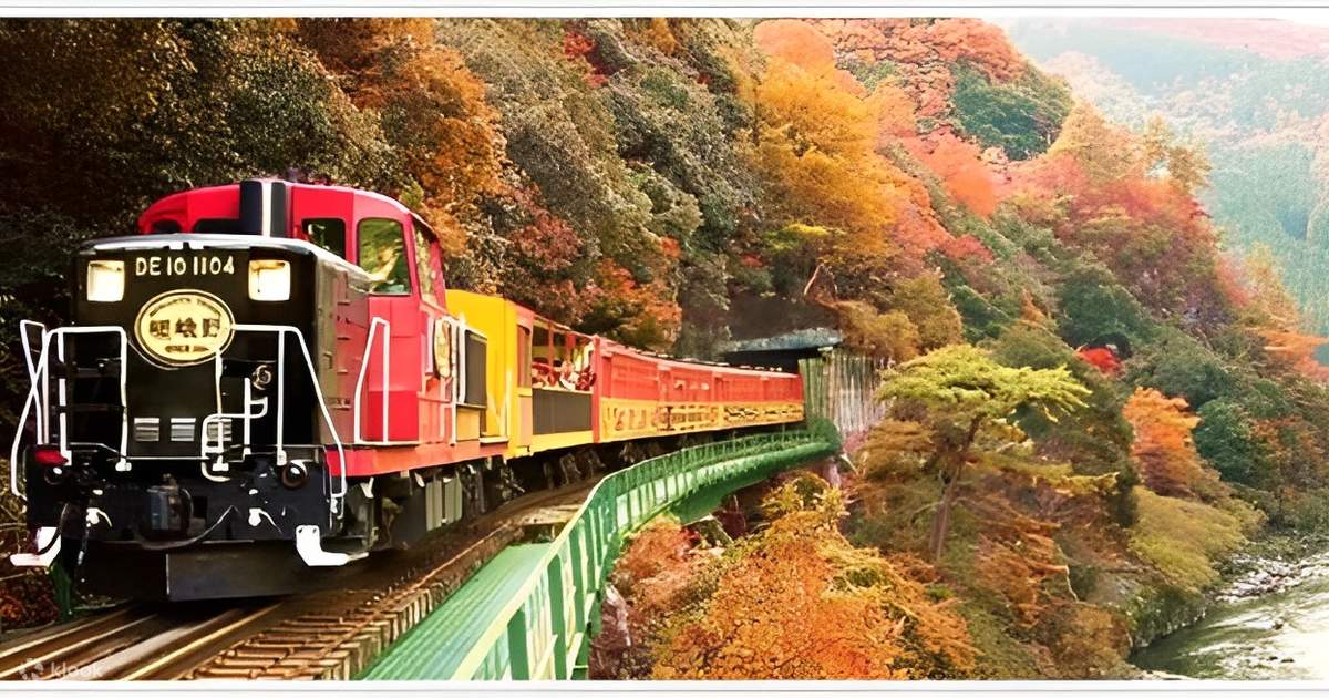 Kyoto Sagano Romantic Train in Arashiyama Bus Tour 2