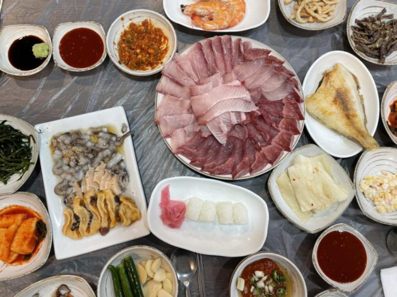 Busan Seafood Market Tour with Local Chef & Seafood Feast｜Busan 4