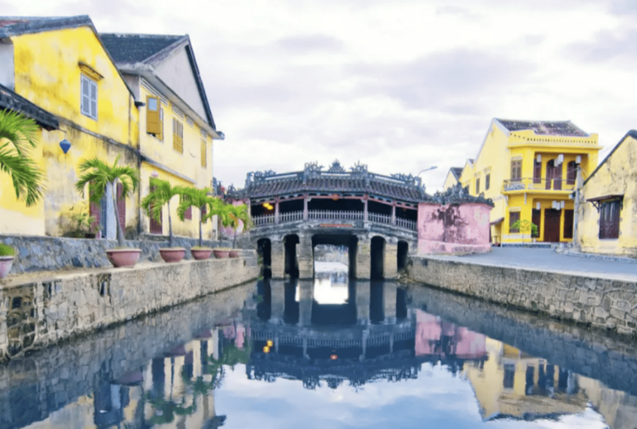 Son Tra Peninsula, Marble Mountain, and Hoi An Day Tour from Da Nang