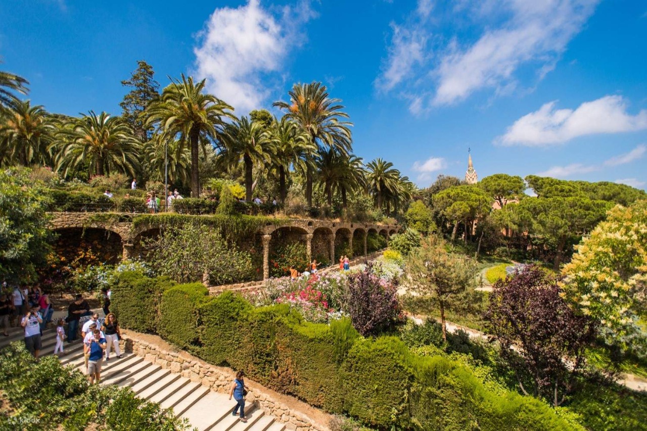 Park Guell Guided Tour with Skip the Line Tickets 4