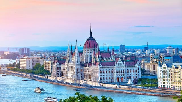 Budapest Day Tour from Vienna 2