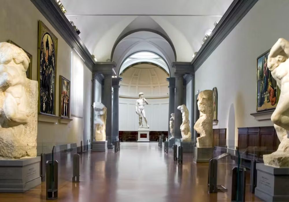Florence’s Accademia Gallery tour with local guide 3
