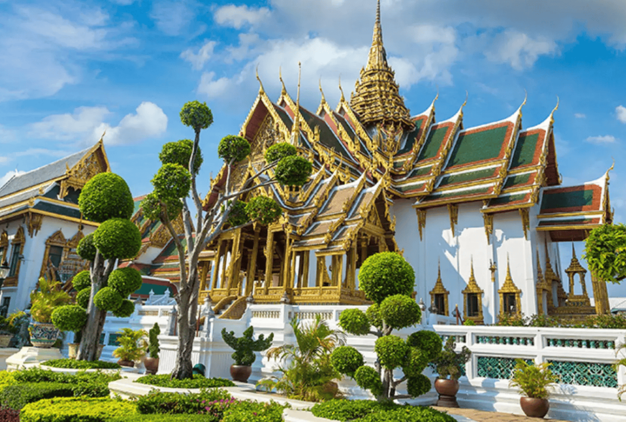 Bangkok Temple Tour: Grand Palace, Emerald Buddha, Wat Pho, Wat Arun 5