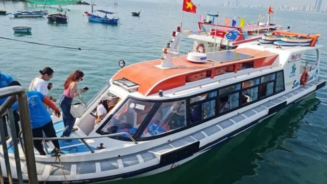 Half-day Son Tra Peninsula Snorkeling & Fishing Tour 3