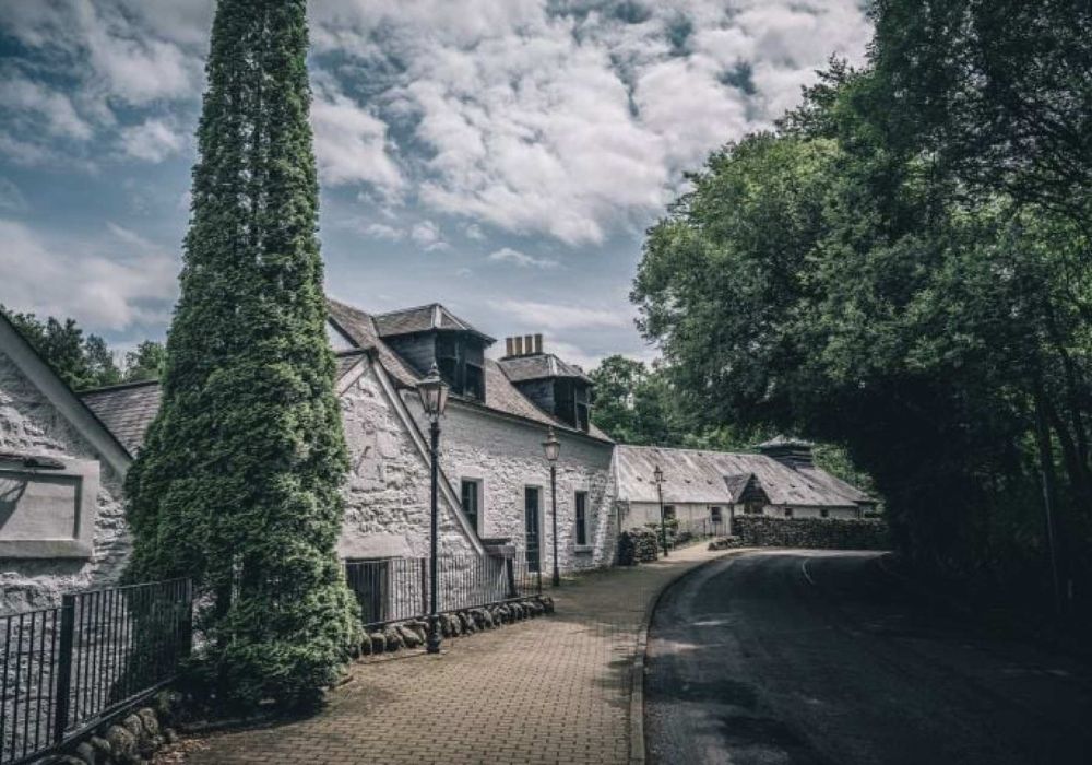 Whisky Distilleries, Loch Lubnaig, and Aberfeldy Village Day Tour from Edinburgh | Scotland 3