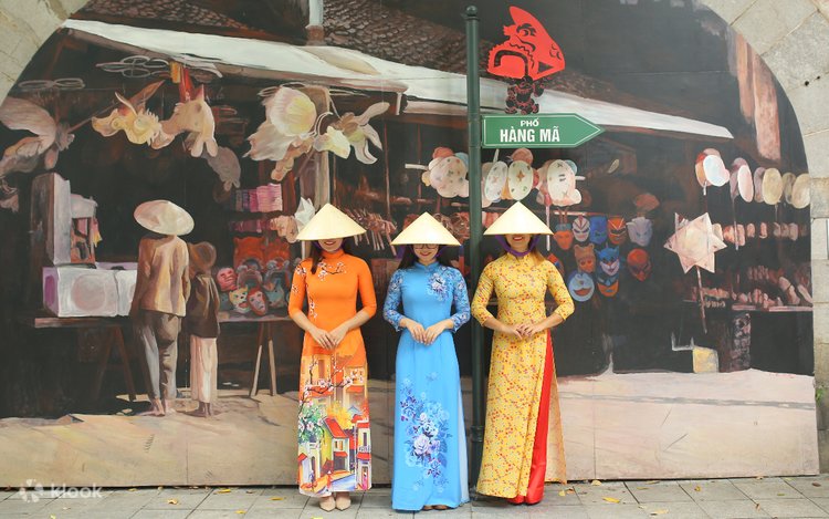 Hanoi Instagram Private Tour by Motorbike or Car 2