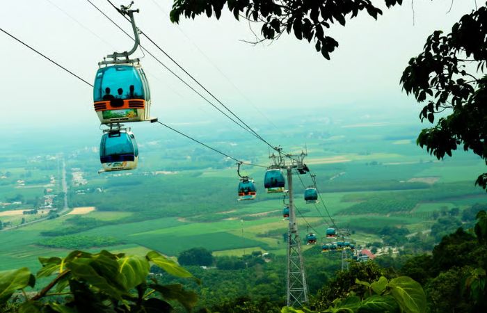 Cu Chi Tunnels, Cao Dai & Black Virgin Mountain Day Tour from HCM 2