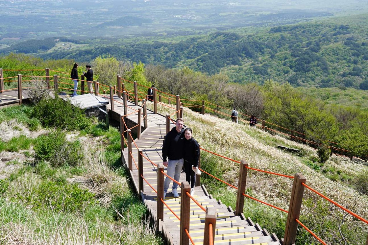 Jeju UNESCO Original Day Tour - Experience True Premium