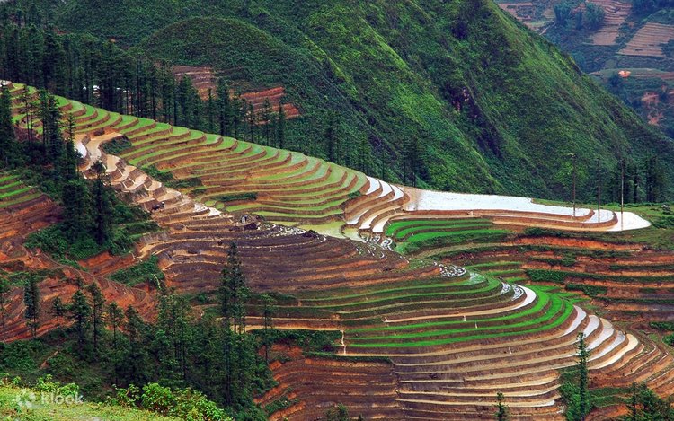 2D1N Sapa Trekking Tour by Bus from Hanoi 4