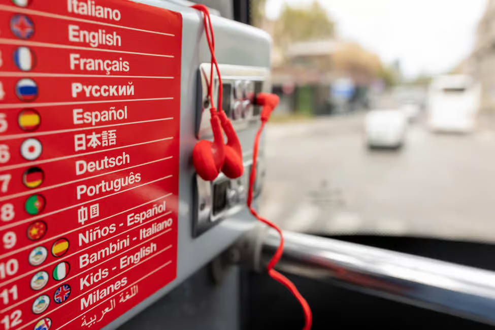 Milan hop-on hop-off bus tour: 24, 48, 72-hour tickets 4