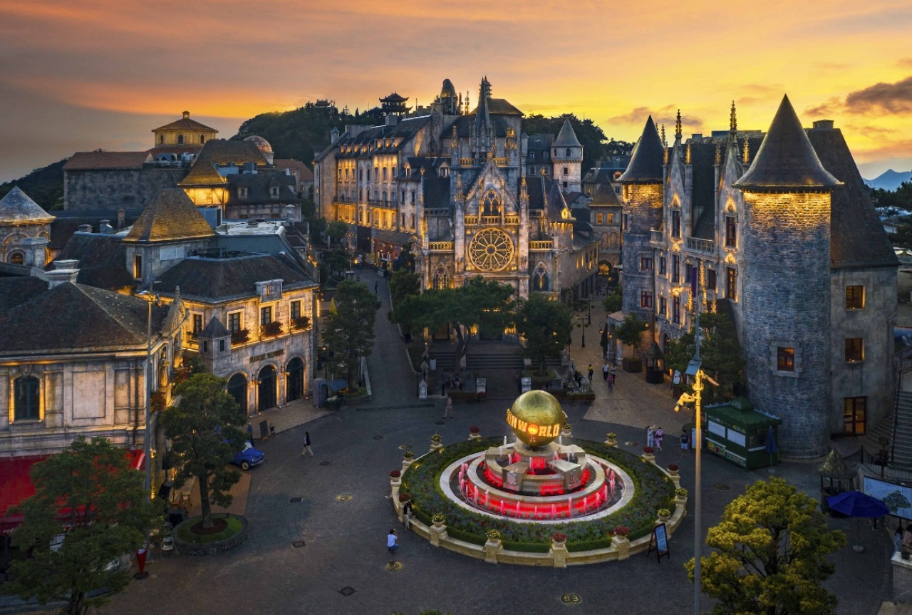 Ba Na Hills and Golden Bridge Join-In Day Tour with English Tour Guide| From Da Nang, Vietnam