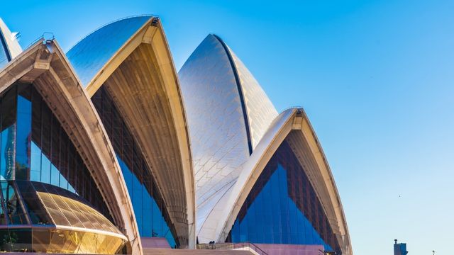 Sydney Opera House Official Guided Tour in Multiple Languages