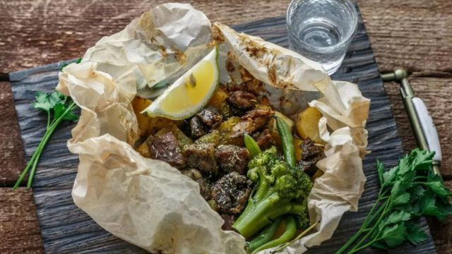 Authentic Greek Food Tour in Athens