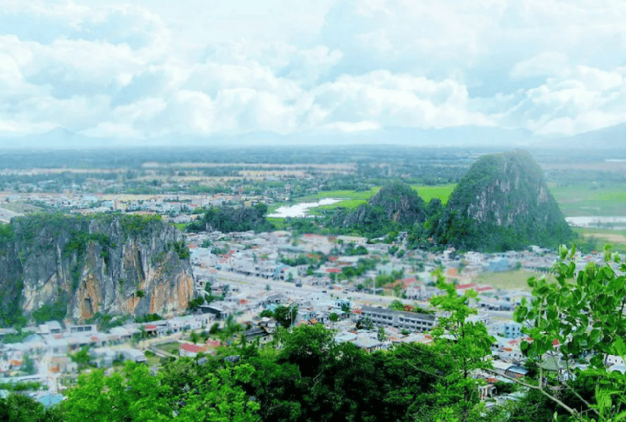 Son Tra Peninsula, Marble Mountain, and Hoi An Day Tour from Da Nang 4