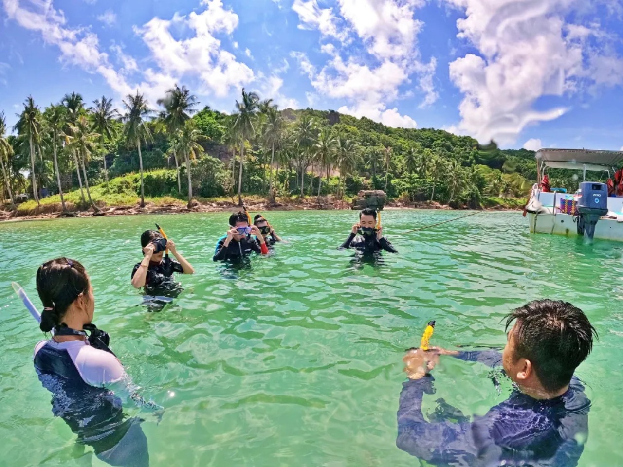 Small Group Snorkeling Trip by Speedboat To Discover Phu Quoc Coral Reefs 3