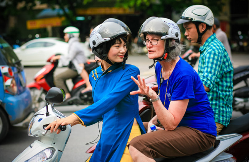 Private Motorbike Tour with Your Hand-picked Driver (Chinese Speaking) - Ho Chi Minh City