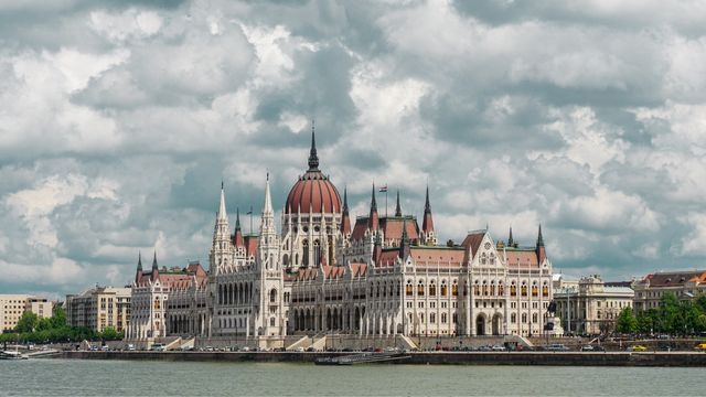 Budapest Day Trip from Vienna | Austria