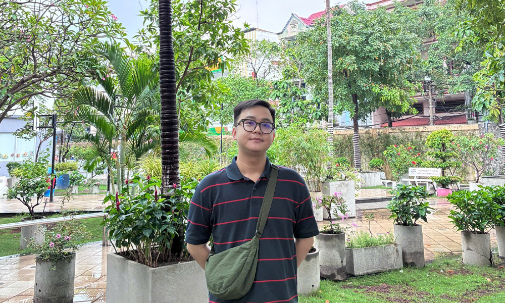 Explore Saigon’s Secrets On A Motorbike with Max