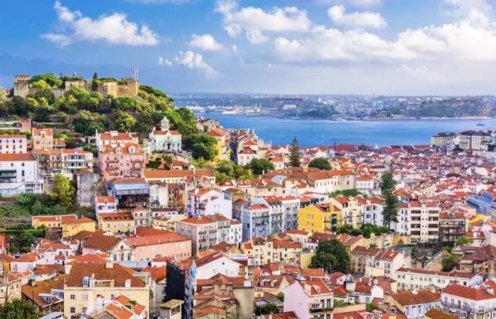 Portugal Lisbon Airport LIS to and from Lisbon city | Airport transfer car 3