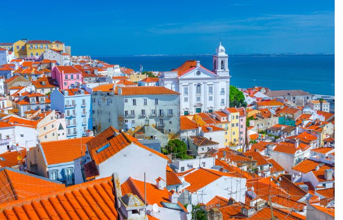 Portugal Lisbon Airport LIS to and from Lisbon city | Airport transfer car 4
